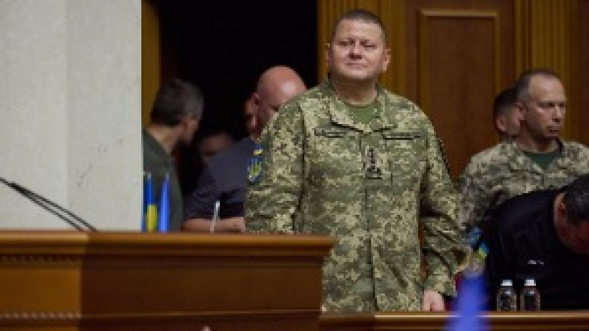 Участь Президента в урочистій частині засідання Верховної Ради України з нагоди Дня Української Державності 05 Участь Президента в урочистій частині засідання Верховної Ради України з нагоди Дня Української Державності 05