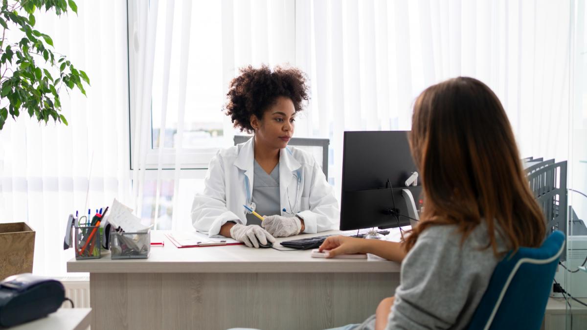 Девушка у врача