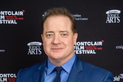 Брендан Фрейзер стал продюсером документального фильма о мужчине с аутизмом в образе Супермена — Variety