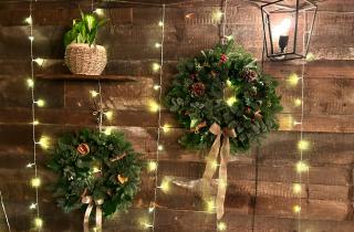 Вертикальный декор визуально увеличивает пространство квартиры — дизайнеры