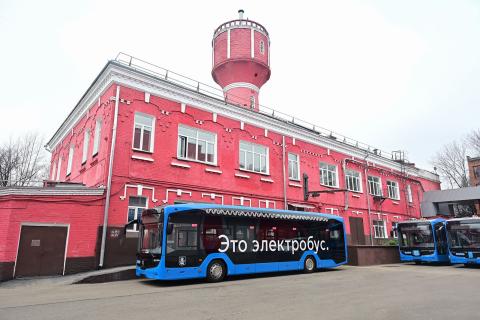 Регионы сместили приоритет с промзон на привлечение кадров — Смекалин