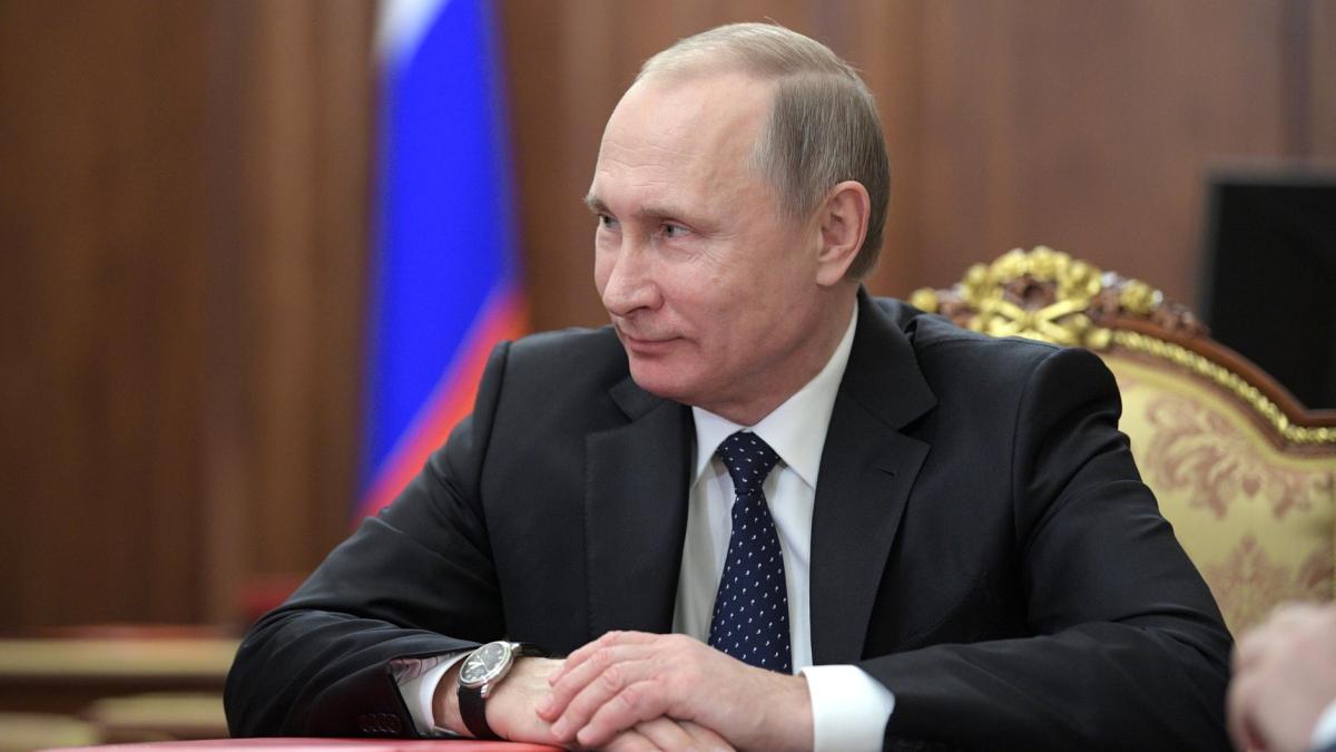 2017-01-12 Vladimir Putin at a meeting with Aslan Tkhakushinov and Murat Kumpilov