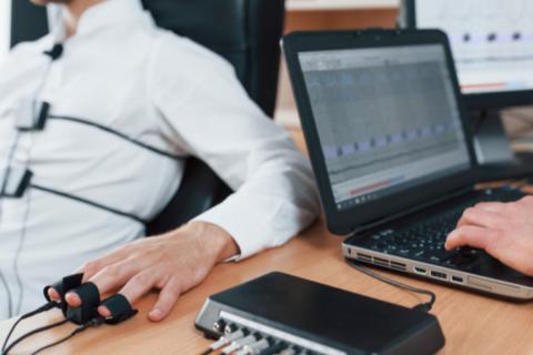 Мошенника можно распознать по внешним признакам — психолог Абравитова