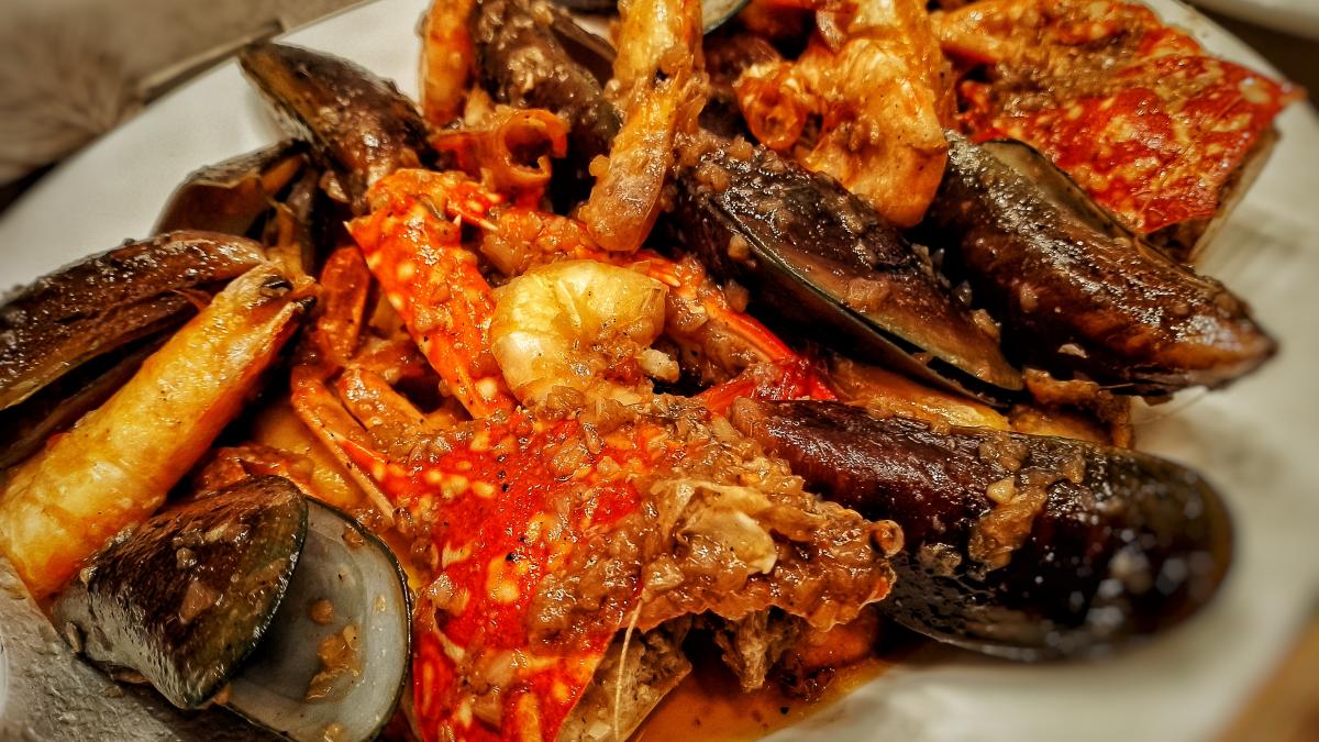 Seafood in a bucket