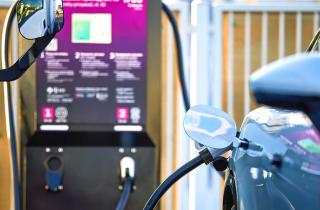 Продажи электромобилей и гибридов в Европе выросли на 27% за первые 9 месяцев 2025 года — статистика европейского рынка