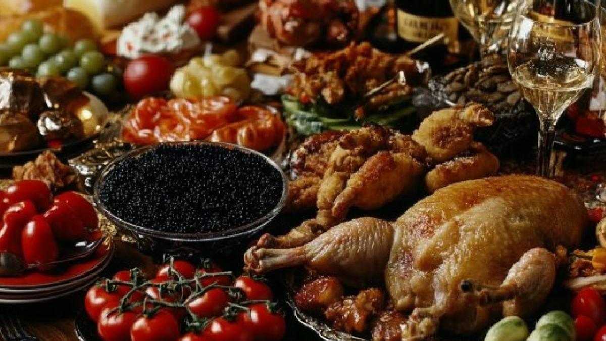 Новогодний стол Новогодний стол