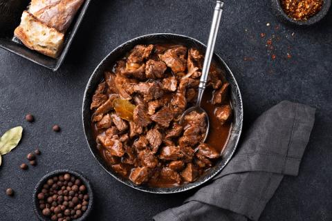Запеченная свинина с сыром: оптимальная температура 180°C по стандартам ГОСТ