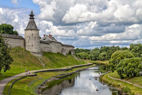 Гид по лучшим достопримечательностям Пскова для туристов