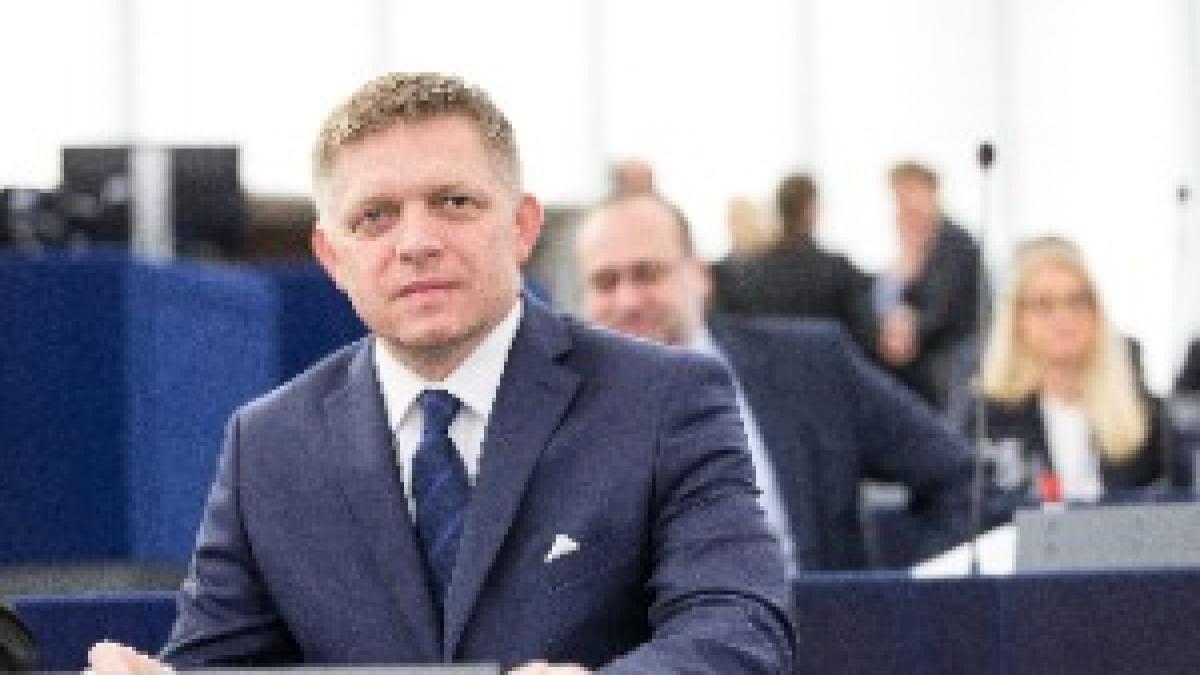 Robert Fico - 2016 (P032075006401-645741) Robert Fico - 2016 (P032075006401-645741)