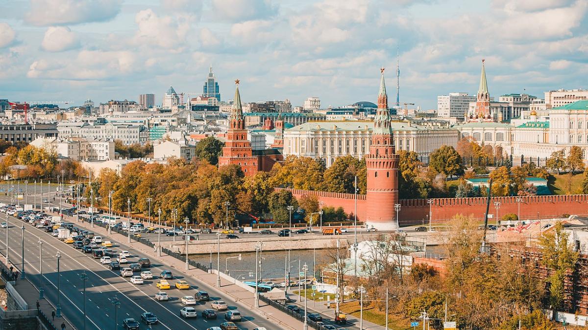 Московский Кремль, вид с Дома на набережной