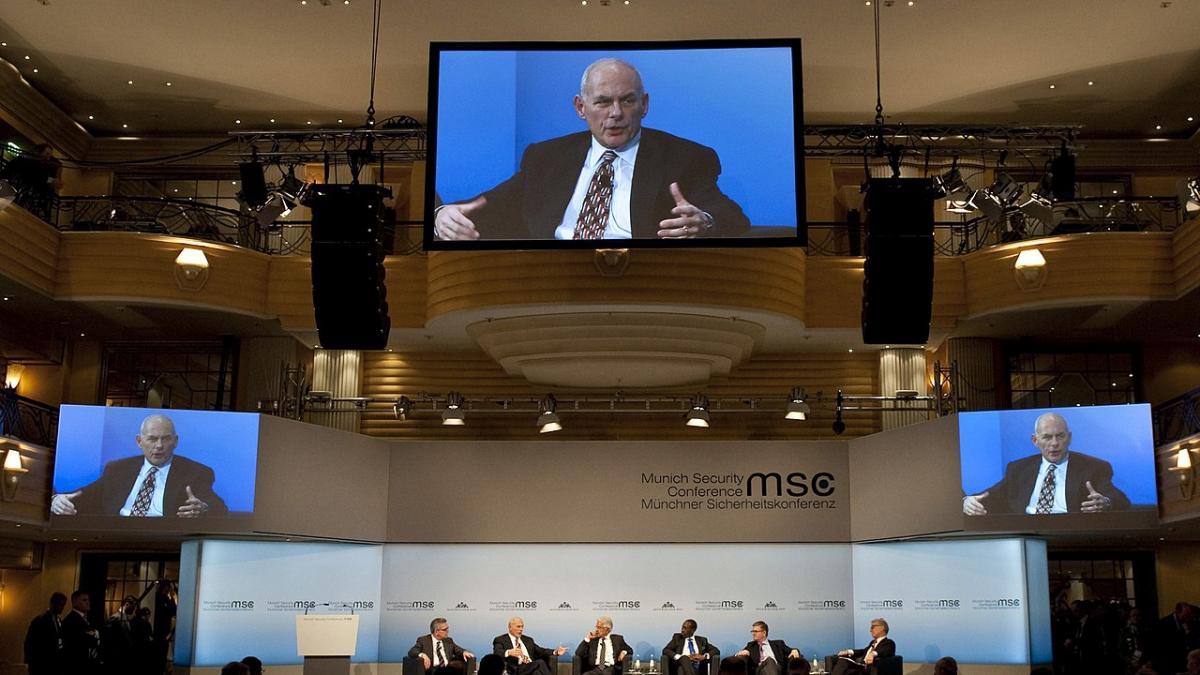 Мюнхенская конференция по безопасности Мюнхенская конференция по безопасности
