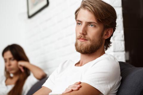 Финансовые тайны нарушают доверие между партнёрами — психолог Коновалова