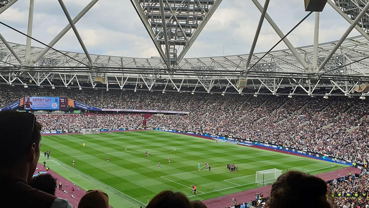 Стадион West Ham United v Arsenal