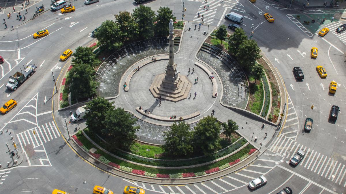 Кольцевой перекресток Кольцевой перекресток