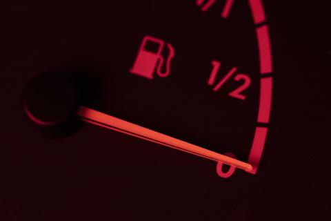В Тюменской области ФАС проверяет рост цен на бензин до 85 рублей в Армизонском округе