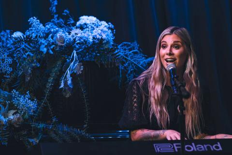 Певица Кристина Перри подала на развод с мужем Полом Костабилом