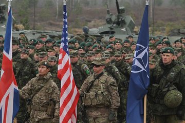 Генерал США Уильямс: учения НАТО проводятся против России