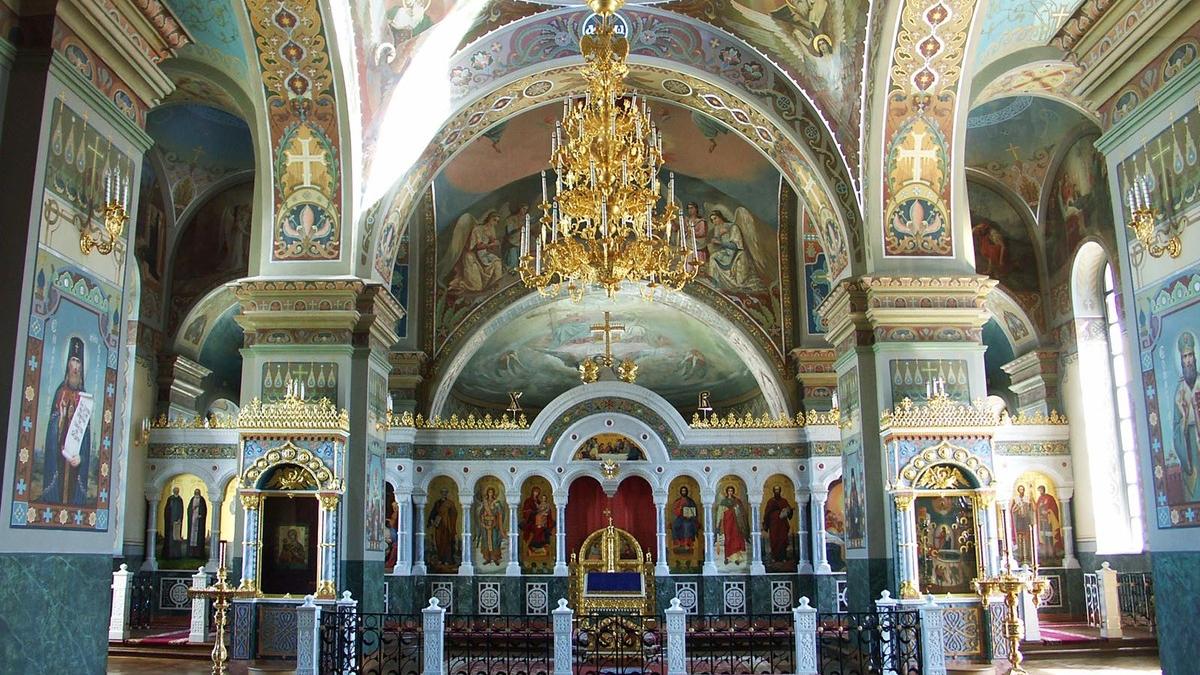 Храм
