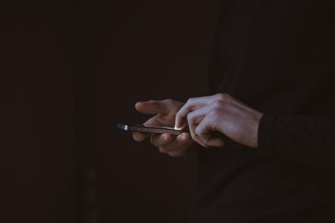 Google убрала приложение Red Dot из Google Play после скандала с ICEBlock
