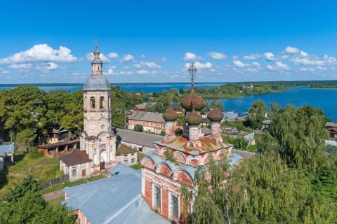 Осташков на Селигере: история колокольни, соборов и театра Савиных
