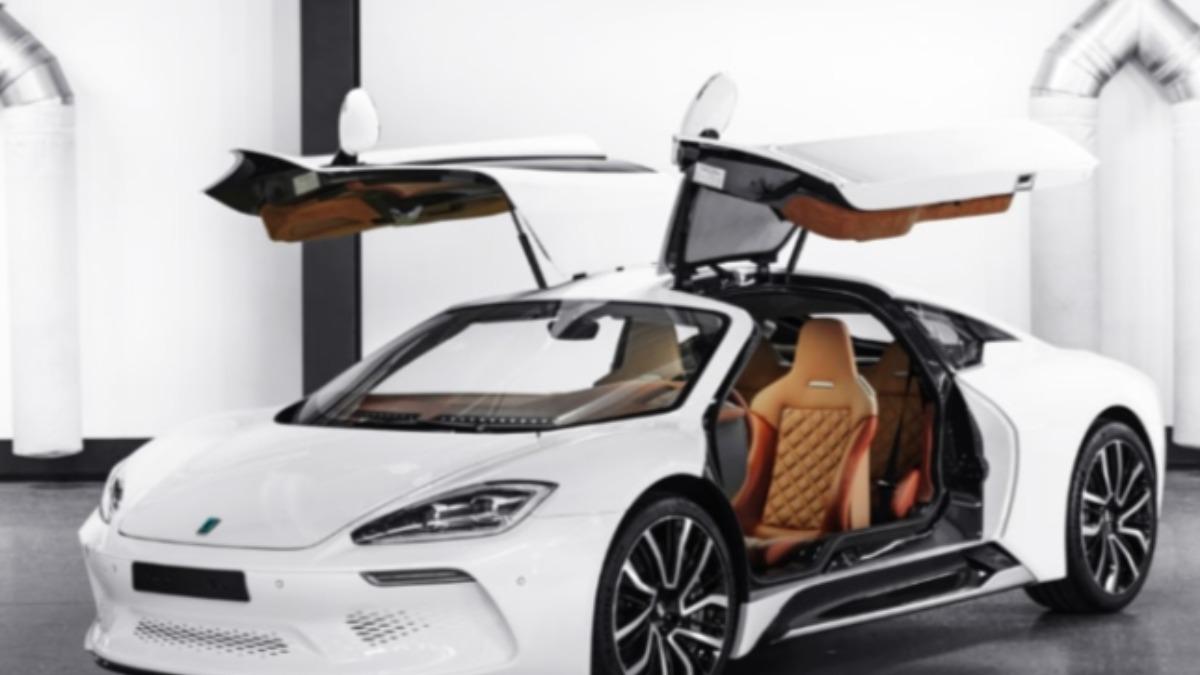 авто Isdera