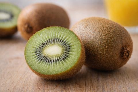 Лицо сереет, а силы тают: весенний упадок ресурсов скрывается в тарелке и лечится едой