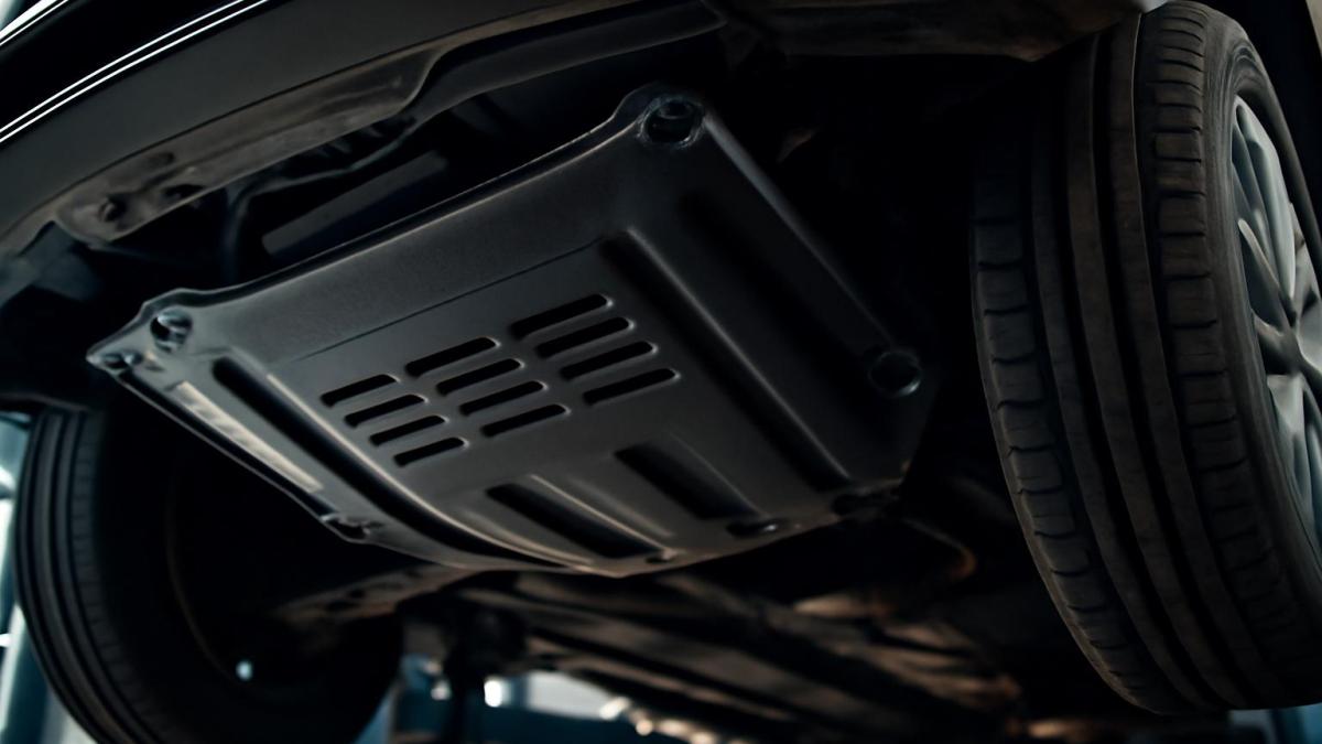 Защита картера автомобиля