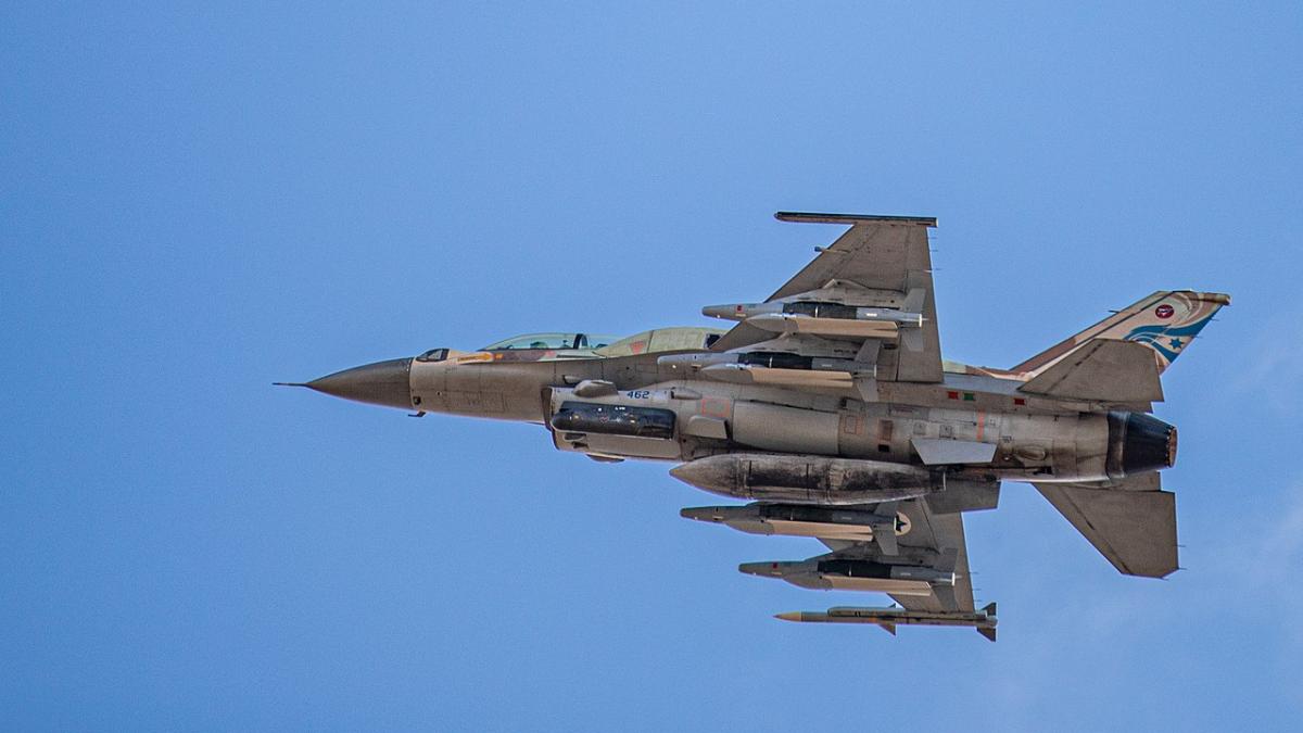 f-16 f-16