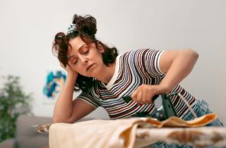 Идеальные стрелки или мягкий шелк: один прибор спасает деликатный гардероб, а другой усмиряет лен