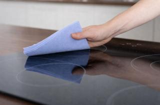 Кондиционер для белья используют как антистатик вне стирки – эксперты по уходу