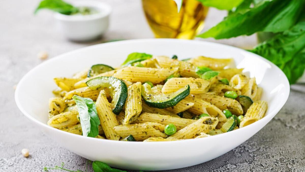 Паста с курицей и кабачком Паста с курицей и кабачком