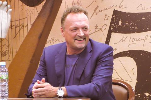 Гусев связал спад Динамо с ростом нагрузки Карпина из-за сборной — ТАСС