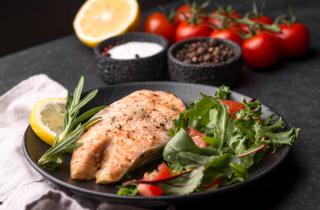 5 простых ингредиентов — и лосось получается идеальным: сочный и без хлопот