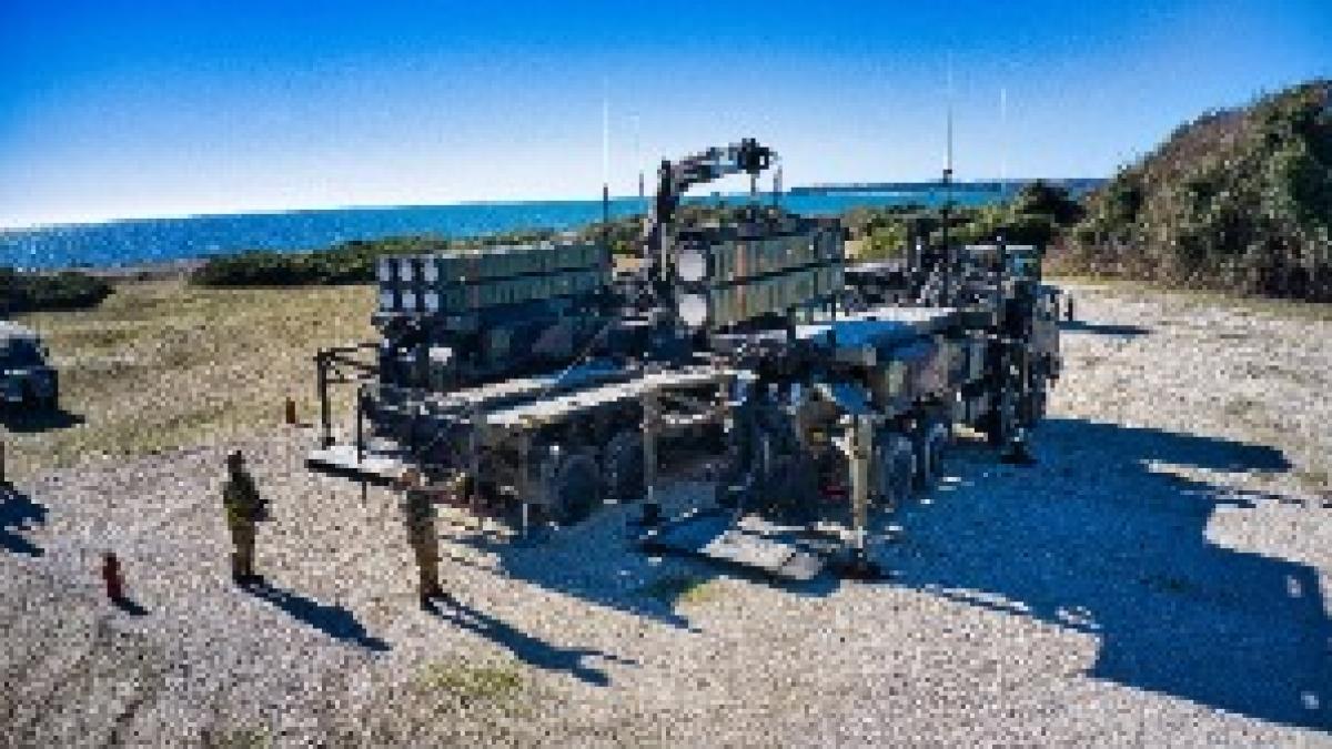 Italian Army - 4th Anti-aircraft Artillery Regiment "Peschiera" SAMPT missile reloading