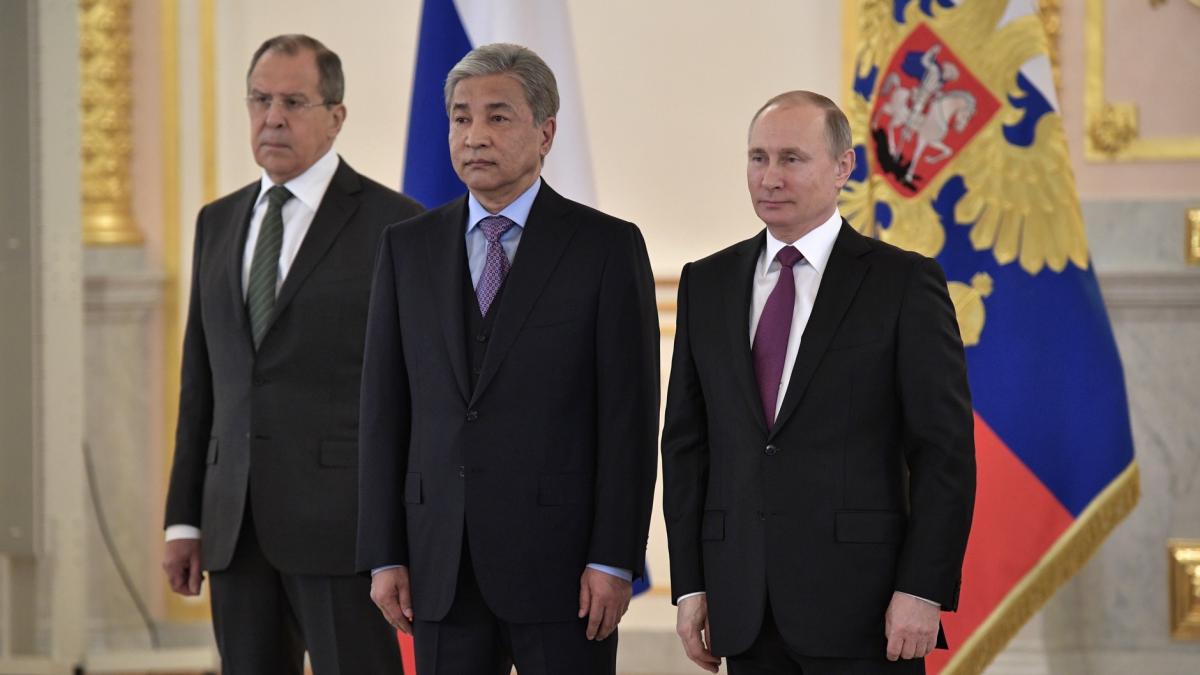 Vladimir Putin and Imangali Tasmagambetov, 2017