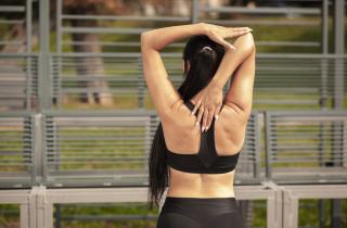 Слабые мышцы лопаток вызывают боль и нарушение осанки — Алексей Орлов