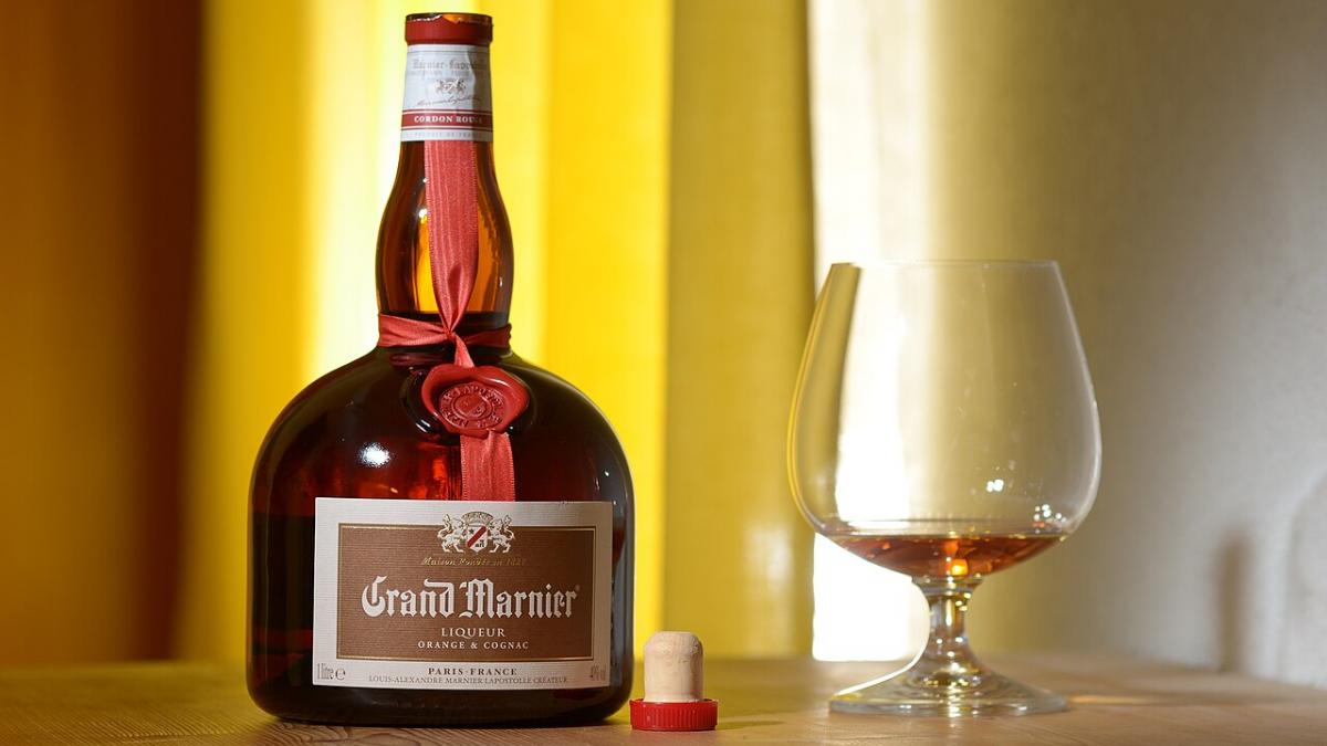 Французский коньячный ликёр Grand Marnier Французский коньячный ликёр Grand Marnier