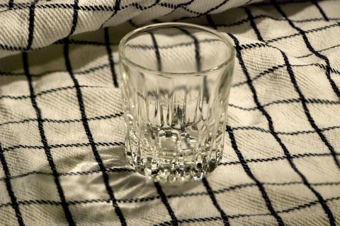 Пьют на убой: Мясников предупредил о смертельной угрозе из-за алкоголя