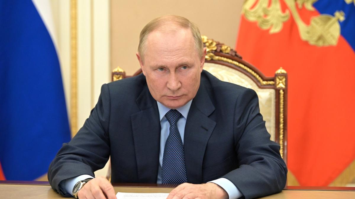 Vladimir Putin (2022-08-03)