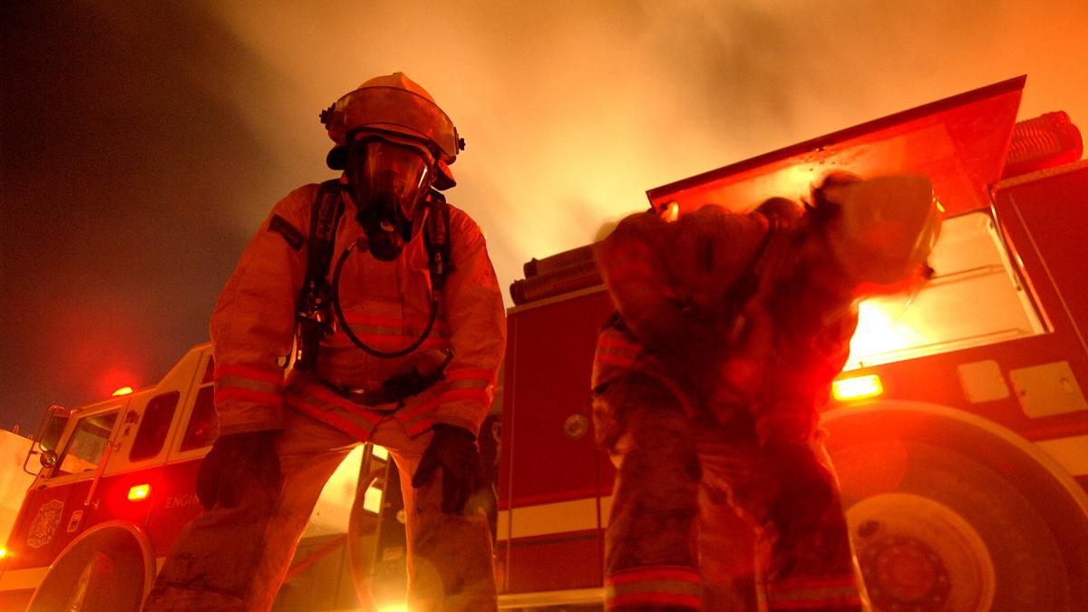 Firefighters in Iraq Firefighters in Iraq