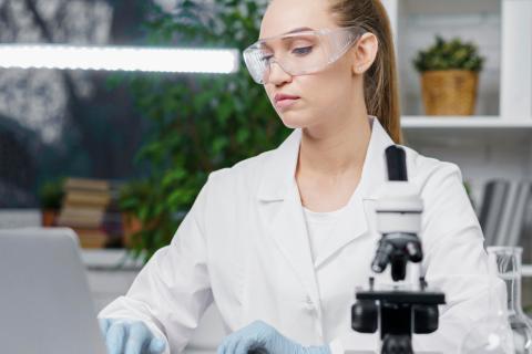 Исследователи изучили риски появления зеркальной жизни —  Кейт Адамала