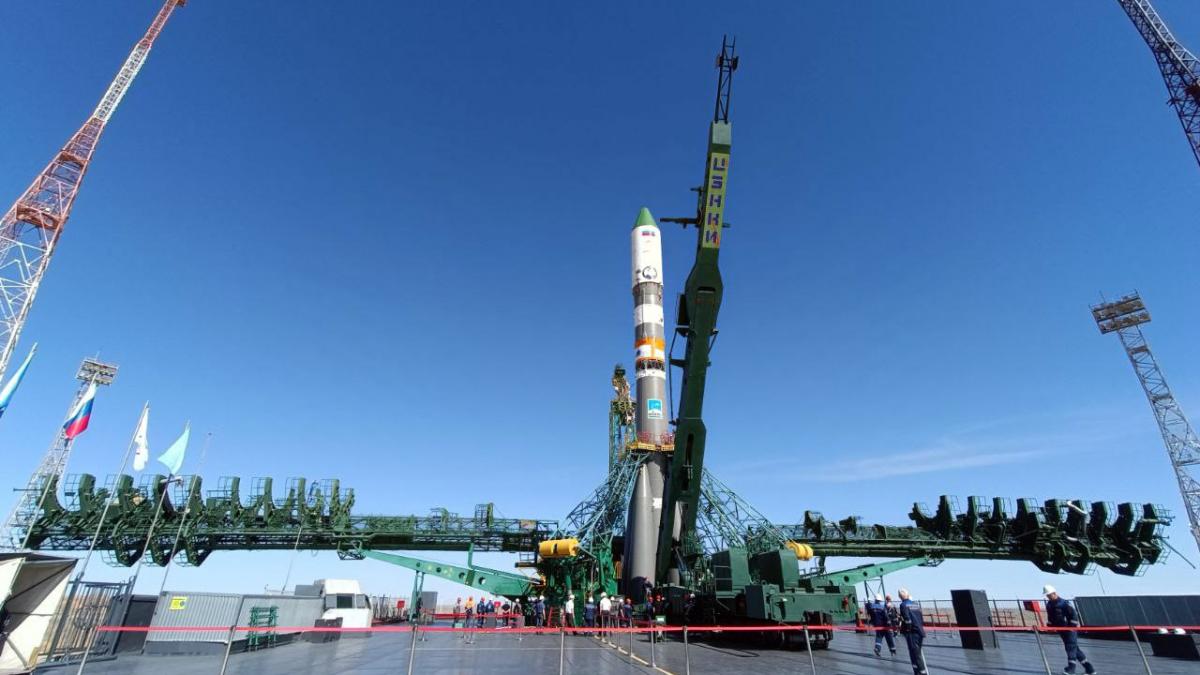 Ракету "Союз-2.1а"