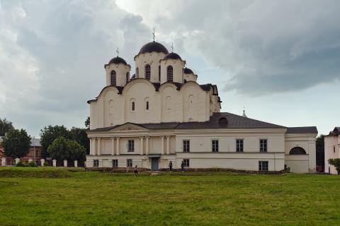 Великий Новгород: что посмотреть за выходные - кремль и Софийский собор