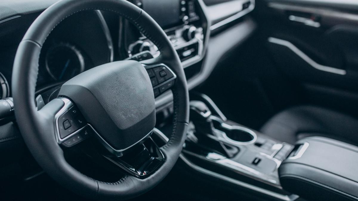 салон автомобиля салон автомобиля