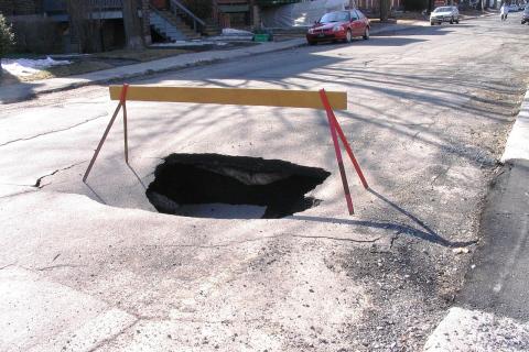 Нейросеть выявила сорок проблемных дорожных участков в Петербурге