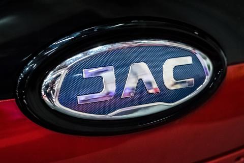 JAC: выпуск пикапа T9 в России могут начать на предприятии Sollers