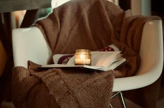 Ароматические свечи выделяют опасные загрязнители при горении — Femina