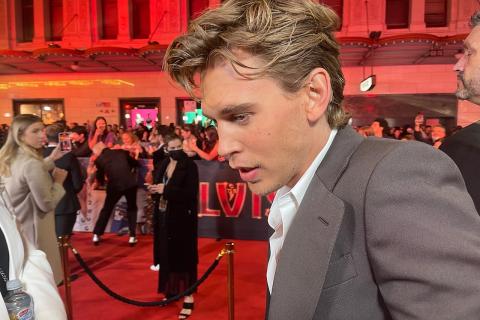 Остин Батлер жил на съёмочной площадке ради роли в фильме Даррена Аронофски