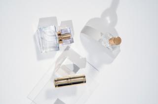 Солнечный свет разрушает ароматические молекулы духов, заявляют парфюмеры