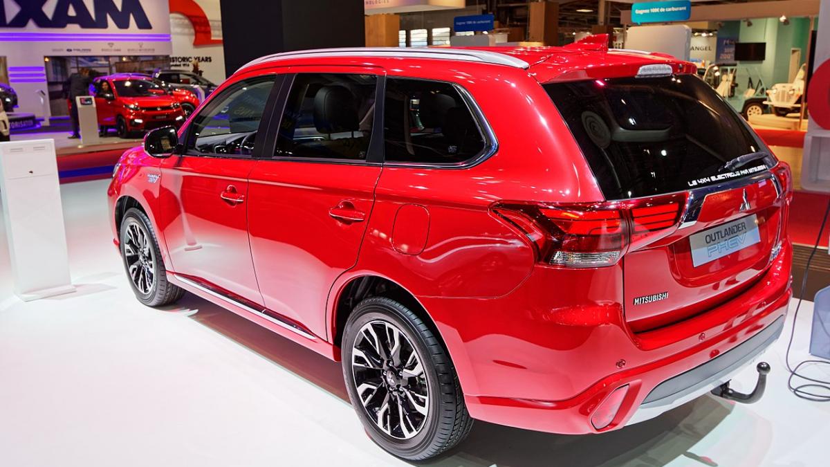 Mitsubishi Outlander PHEV Mitsubishi Outlander PHEV